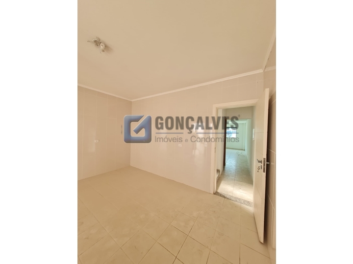 1349, Sobrado, à venda, à venda, 865.000,00,Baeta Neves, São Bernardo do Campo,3 quartos: A (61)