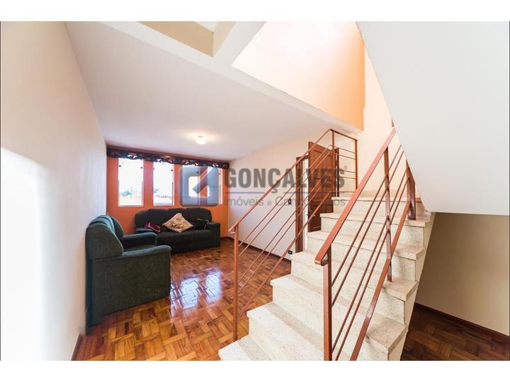 13757, Sobrado, para aluguel, para alugar, 4.500,00,Centro, São Bernardo do Campo,3 quartos: A (40)