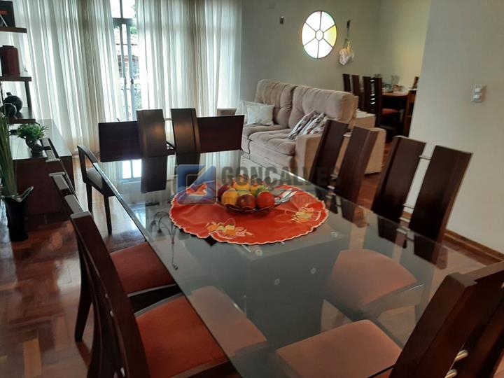 13830, Sobrado, para aluguel, para alugar, 8.000,00,Nova Petrópolis, São Bernardo do Campo,3 quartos: A (35)