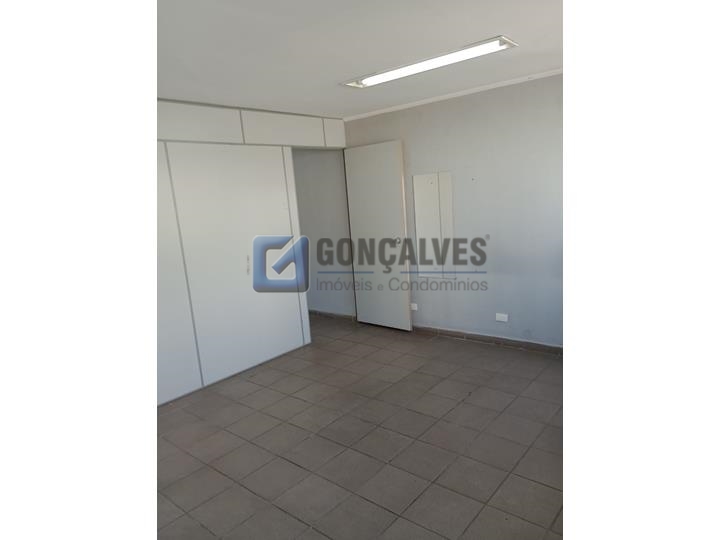 13850, Prédio Comercial, para aluguel, para alugar, 8.000,00,Santo Antônio, São Caetano do Sul,: A (33)