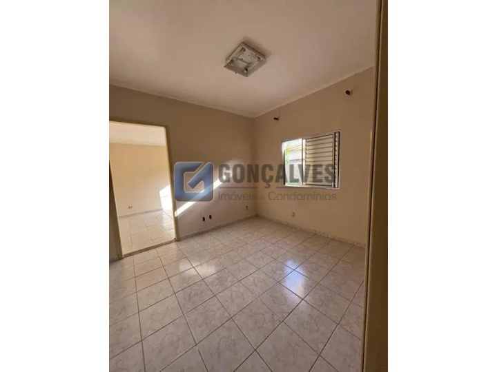 13974, Casa, para aluguel, para alugar, 2.300,00,Assunção, São Bernardo do Campo,3 quartos: A (51) (1)