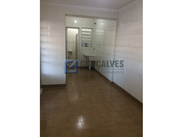 14058, Sobrado, para aluguel, para alugar, 3.200,00,Vila Gilda, Santo André,2 quartos: E (31)