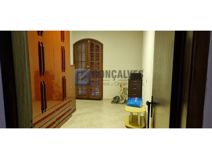 14100, Sobrado, para aluguel, para alugar, 2.700,00,JARDIM STELA, Santo André,3 quartos: B (31)