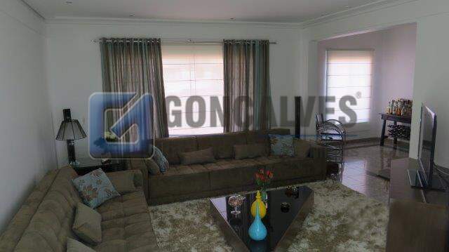 14132, Sobrado, para aluguel, para alugar, 11.700,00,Campestre, Santo André,3 quartos: F123684AC