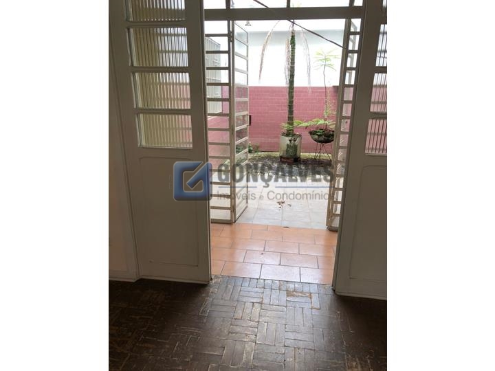 14258, Casa, para aluguel, para alugar, 2.500,00,Jardim Bela Vista, Santo André,3 quartos: B (32)