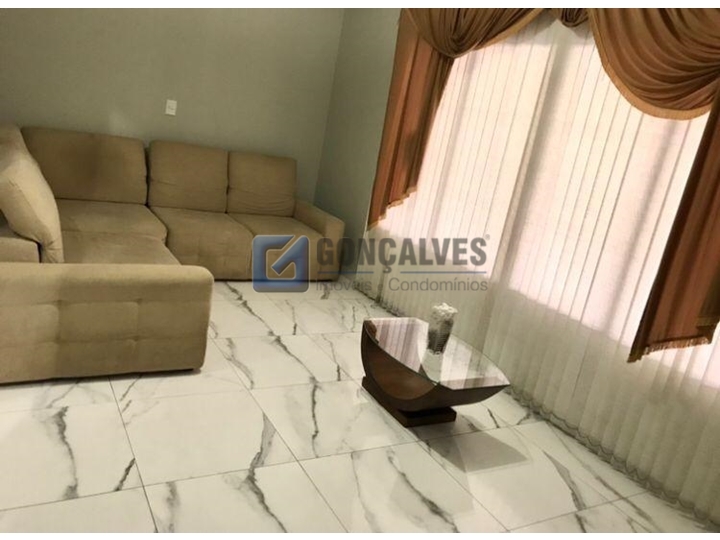 14274, Sobrado, para aluguel, para alugar, 4.500,00,Assunção, São Bernardo do Campo,5 quartos: A (34)