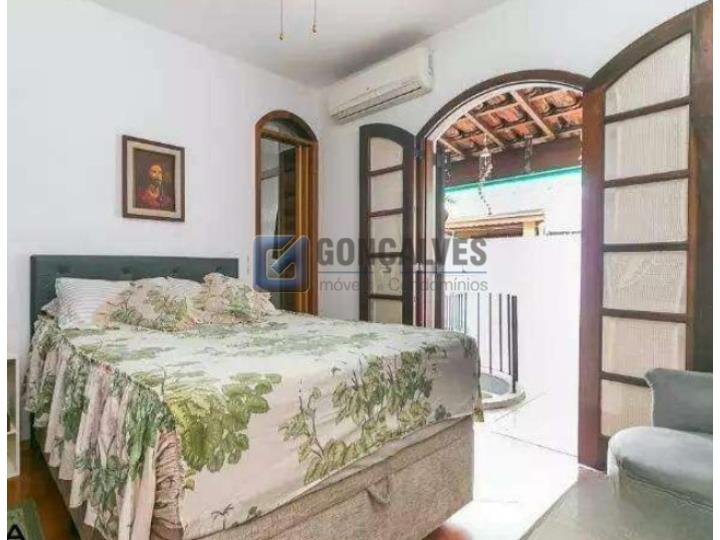 14527, Sobrado, para aluguel, para alugar, 3.900,00,JARDIM STELA, Santo André,2 quartos: B (31)