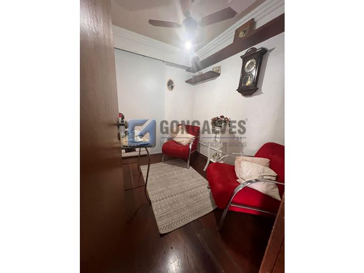 14556, Sobrado, para aluguel, para alugar, 3.700,00,Anchieta, São Bernardo do Campo,3 quartos: B (16)