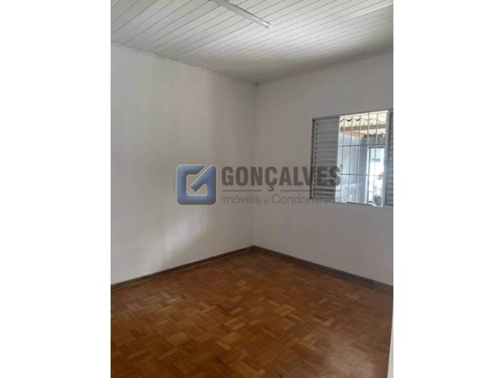 14585, Casa, para aluguel, para alugar, 2.800,00,VILA APIAI, Santo André,2 quartos: A (52)