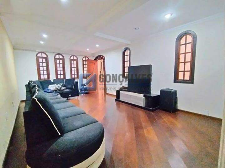 14615, Sobrado, para aluguel, para alugar, 4.400,00,Vila Alzira, Santo André,3 quartos: A (60)