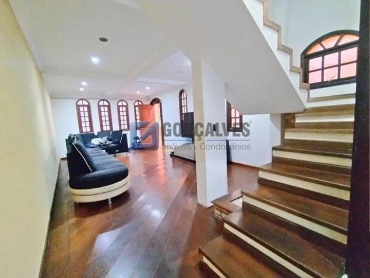 14615, Sobrado, para aluguel, para alugar, 4.400,00,Vila Alzira, Santo André,3 quartos: A (62)