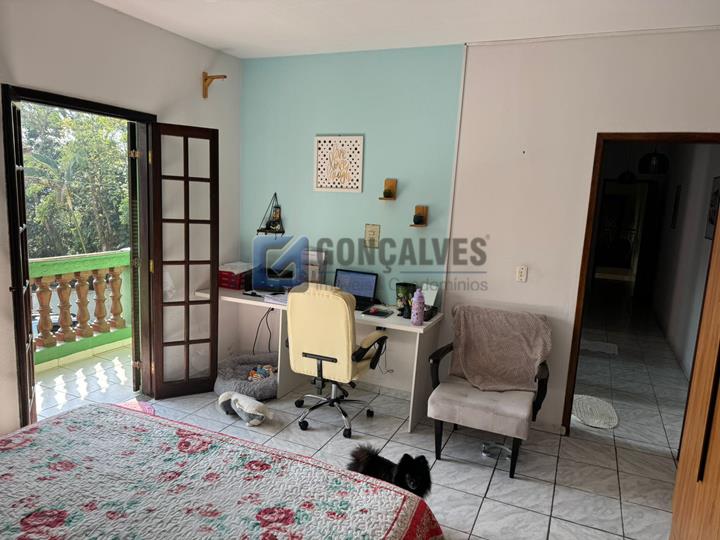 14653, Sobrado, para aluguel, para alugar, 3.500,00,Vila das Valsas, São Bernardo do Campo,3 quartos: B (30)