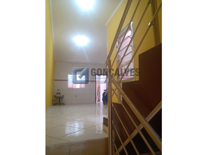 14672, Sobrado, para aluguel, para alugar, 2.600,00,Jardim Las Vegas, Santo André,3 quartos: B (18)