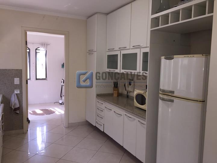 14716, Sobrado, para aluguel, para alugar, 10.000,00,Baeta Neves, São Bernardo do Campo,3 quartos: B (64)