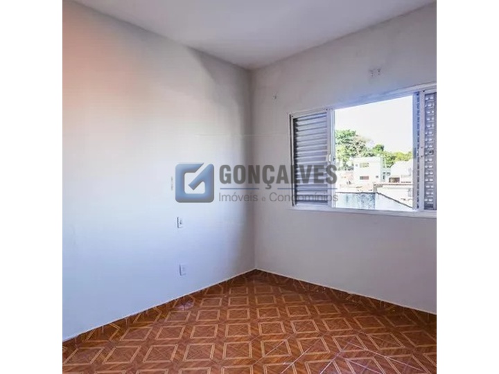 14718, Sobrado, para aluguel, para alugar, 2.200,00,VILA APIAI, Santo André,2 quartos: B (31)