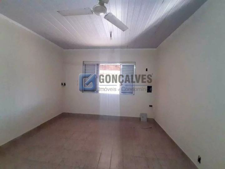 14752, Sobrado, para aluguel, para alugar, 2.500,00,Vila Bela Vista, Santo André,2 quartos: A (30)