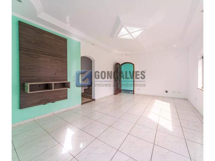 14800, Sobrado, para aluguel, para alugar, 3.790,00,Vila Suíça, Santo André,4 quartos: A (21)