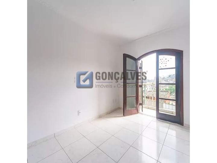 14800, Sobrado, para aluguel, para alugar, 3.790,00,Vila Suíça, Santo André,4 quartos: B (30)