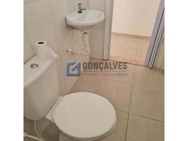 14805, Casa, para aluguel, para alugar, 1.350,00,Assunção, São Bernardo do Campo,1 quarto: C (32)