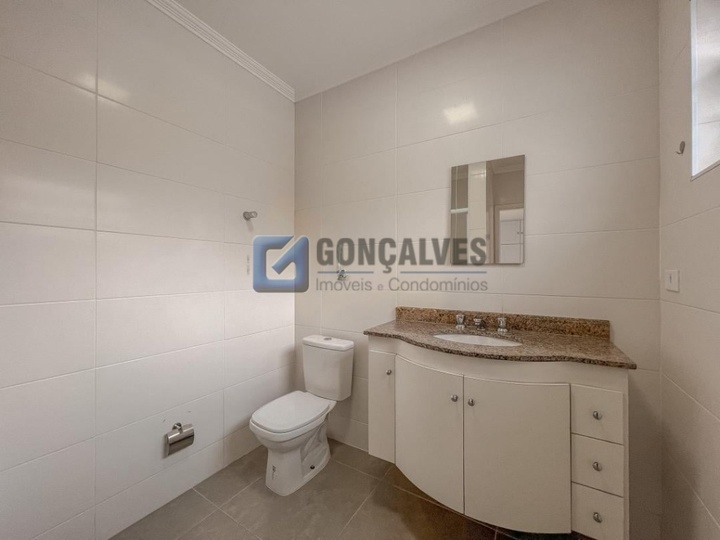 14810, Sobrado, para aluguel, para alugar, 7.000,00,Jardim, Santo André,3 quartos: C (30)