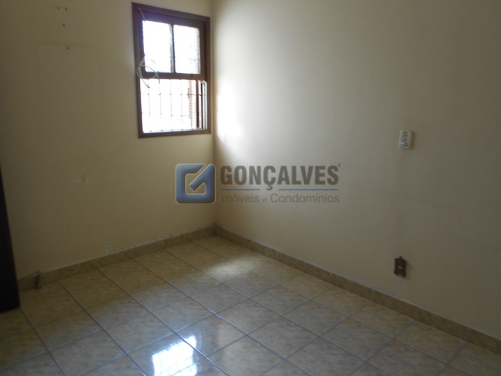 14813, Sobrado, para aluguel, para alugar, 3.600,00,Vila Curuçá, Santo André,3 quartos: B (21)