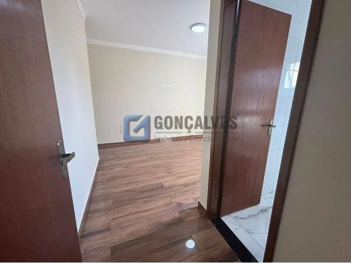 14816, Sobrado, para aluguel, para alugar, 3.300,00,Parque Novo Oratório, Santo André,2 quartos: B (30)