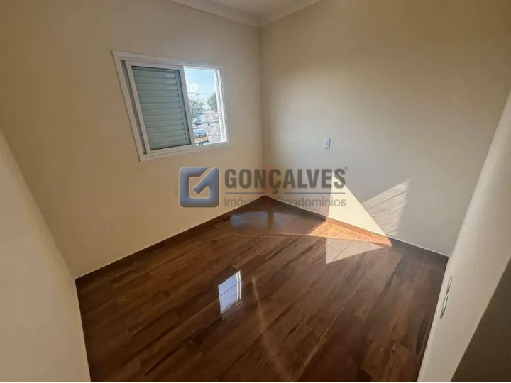 14816, Sobrado, para aluguel, para alugar, 3.300,00,Parque Novo Oratório, Santo André,2 quartos: B (31)