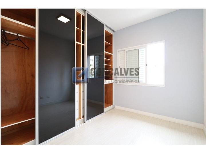 14822, Sobrado, para aluguel, para alugar, 6.000,00,Jardim, Santo André,3 quartos: B (21)