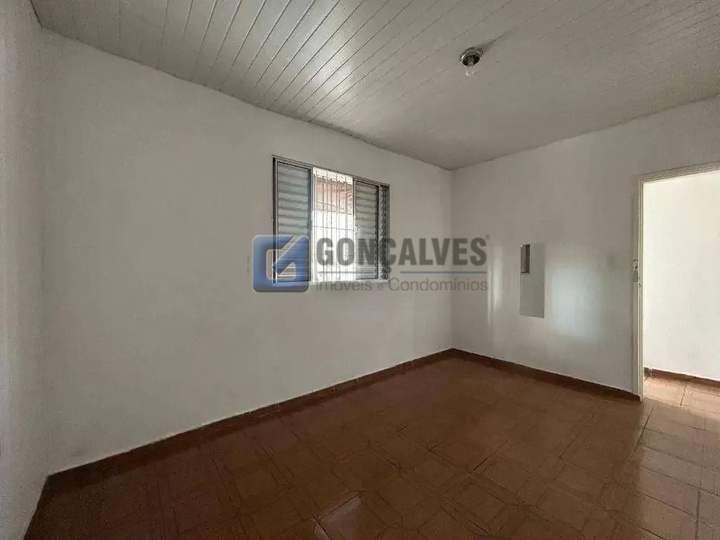 14828, Casa, para aluguel, para alugar, 2.500,00,Nova Petrópolis, São Bernardo do Campo,2 quartos: A (32)
