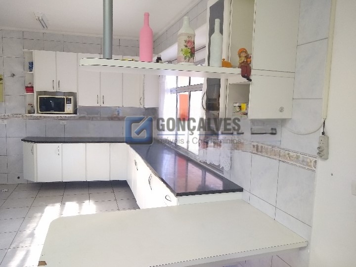 14837, Sobrado, para aluguel, para alugar, 6.000,00,Dos Finco, São Bernardo do Campo,2 quartos: A (30)