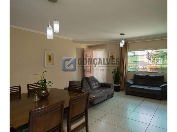 14844, Sobrado, para aluguel, para alugar, 4.000,00,Demarchi, São Bernardo do Campo,3 quartos: A (33)