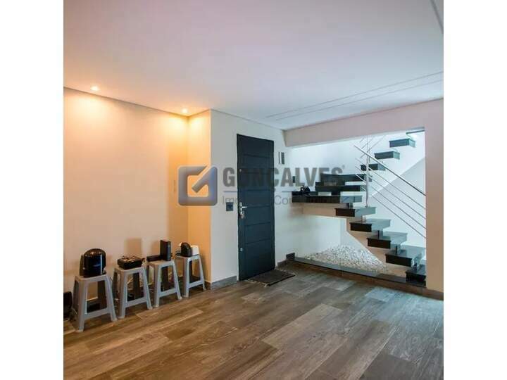 14881, Sobrado, para aluguel, para alugar, 5.500,00,Jardim Cristiane, Santo André,3 quartos: A (21)