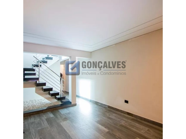 14881, Sobrado, para aluguel, para alugar, 5.500,00,Jardim Cristiane, Santo André,3 quartos: A (42)