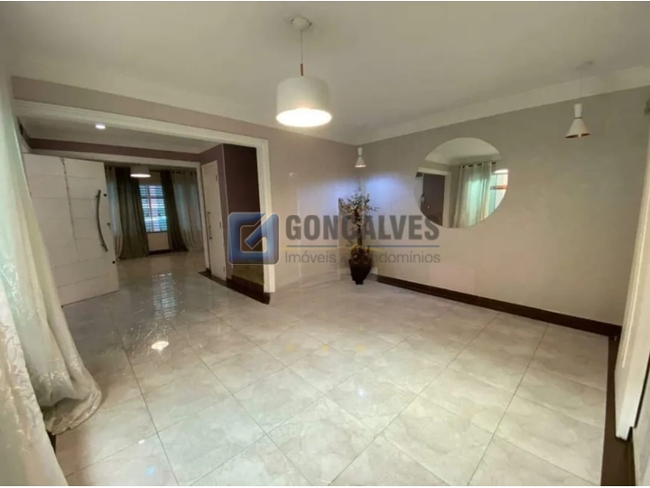 14882, Sobrado, para aluguel, para alugar, 4.900,00,Santa Terezinha, São Bernardo do Campo,3 quartos: A (31)