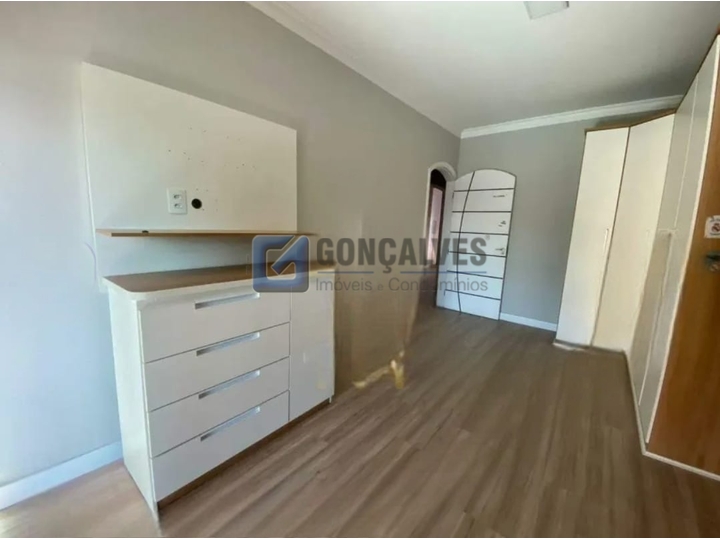 14882, Sobrado, para aluguel, para alugar, 4.900,00,Santa Terezinha, São Bernardo do Campo,3 quartos: B (21)