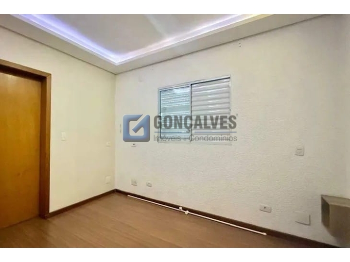 14889, Casa, para aluguel, para alugar, 4.500,00,Rudge Ramos, São Bernardo do Campo,2 quartos: A (30)