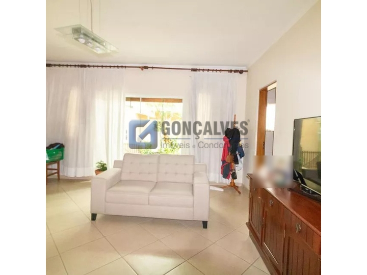 14894, Sobrado, para aluguel, para alugar, 7.500,00,Vila Curuçá, Santo André,5 quartos: A (35)