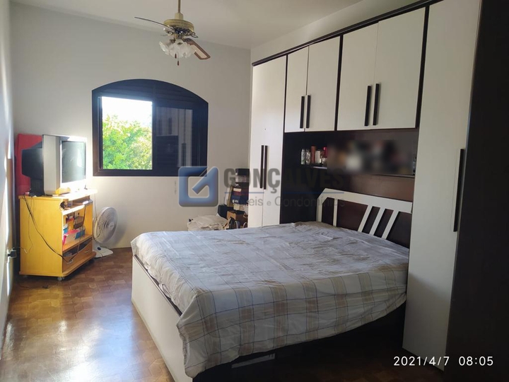 14901, Sobrado, para aluguel, para alugar, 2.950,00,Parque Oratório, Santo André,3 quartos: B (31)