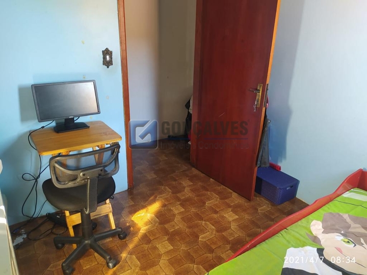 14901, Sobrado, para aluguel, para alugar, 2.950,00,Parque Oratório, Santo André,3 quartos: B (40)