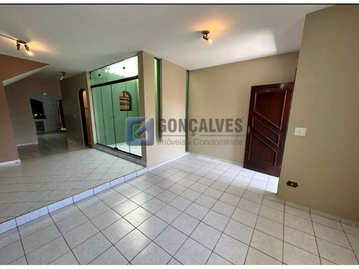 14928, Sobrado, para aluguel, para alugar, 5.200,00,Nova Petrópolis, São Bernardo do Campo,4 quartos: A (31)