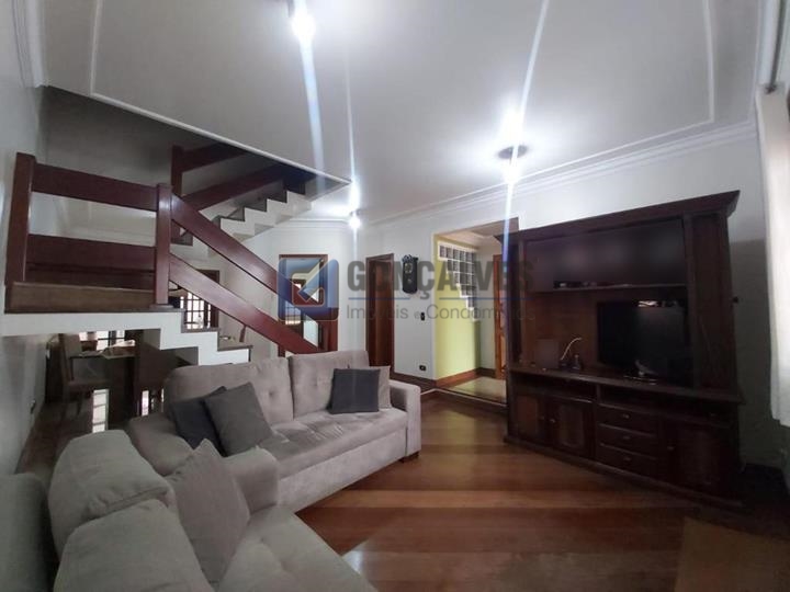 1531, Sobrado, à venda, à venda, 1.030.000,00,Rudge Ramos, São Bernardo do Campo,3 quartos: A (40)