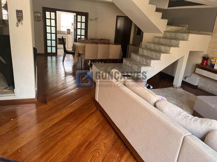 1747, Sobrado, à venda, à venda, 1.300.000,00,Nova Petrópolis, São Bernardo do Campo,3 quartos: A (32)