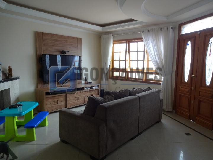 2048, Sobrado, à venda, à venda, 960.000,00,Nova Petrópolis, São Bernardo do Campo,3 quartos: 070