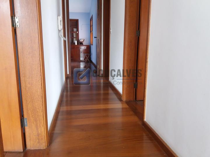 243, Sobrado, à venda, à venda, 1.380.000,00,Nova Petrópolis, São Bernardo do Campo,4 quartos: B (15)