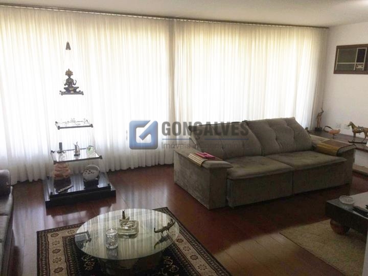 3438, Sobrado, à venda, à venda, 2.500.000,00,Jardim São Caetano, São Caetano do Sul,4 quartos: A (52)