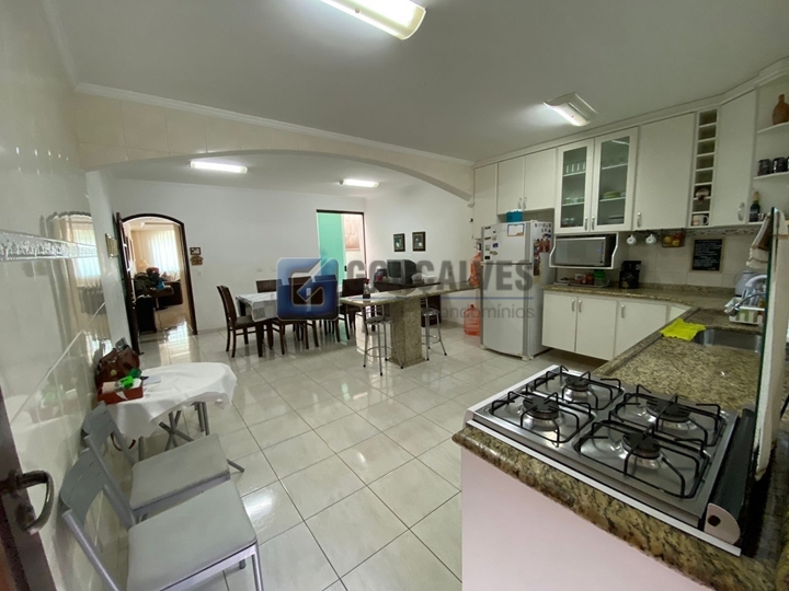 4549, Sobrado, à venda, à venda, 895.000,00,Jardim Las Vegas, Santo André,3 quartos: B (10)