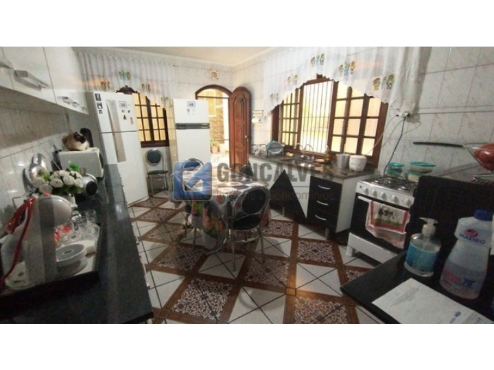 4600, Sobrado, à venda, à venda, 450.000,00,Vila Linda, Santo André,2 quartos: D (30)