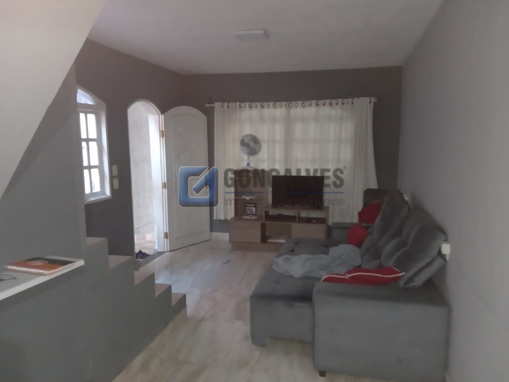 4631, Sobrado, à venda, à venda, 850.000,00,Parque Novo Oratório, Santo André,2 quartos: A (42)