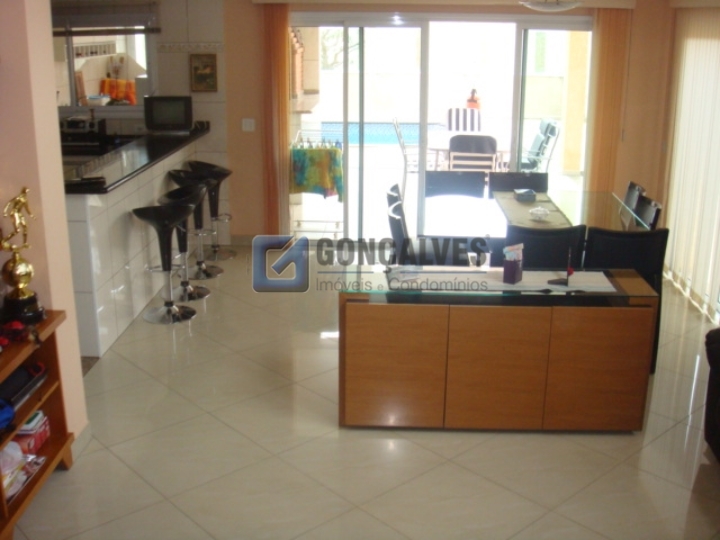 4814, Sobrado, à venda, à venda, 2.600.000,00,Jardim São Caetano, São Caetano do Sul,4 quartos: A (62)