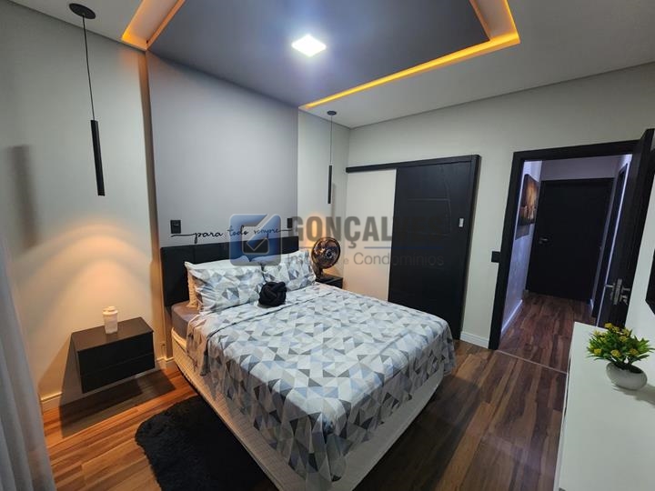 5289, Sobrado, à venda, à venda, 745.000,00,Jardim Santista, Mauá,3 quartos: B (51)